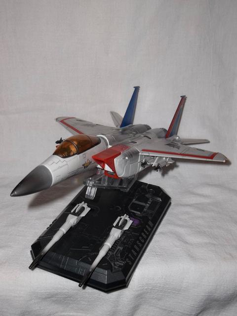 Masterpiece Starscream - vehicle